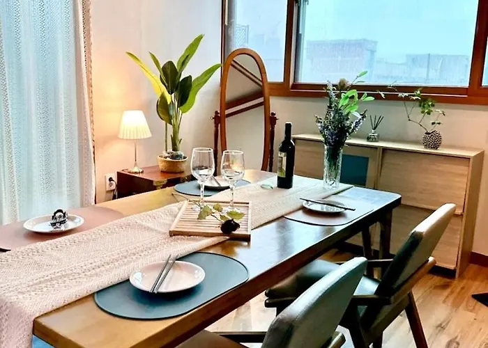 아파트 Yeonnam Forest Road - Hongdae#bts Tour#짐보관#올리브영#k뷰티#광화문#종로#강남#케더헌명소#최대12인#가족,단체 *